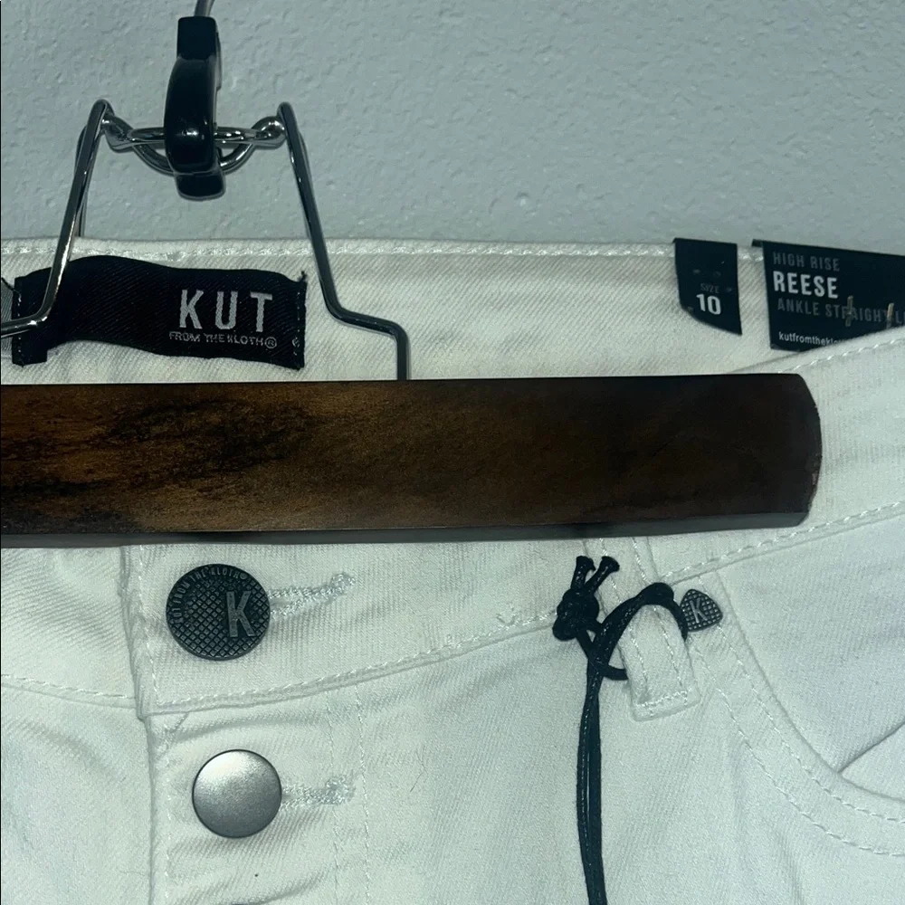 KUT From the Kloth Crop Jeans Distressed Button Fly‎ White Denim Size 10 NWT - Picture 2 of 9